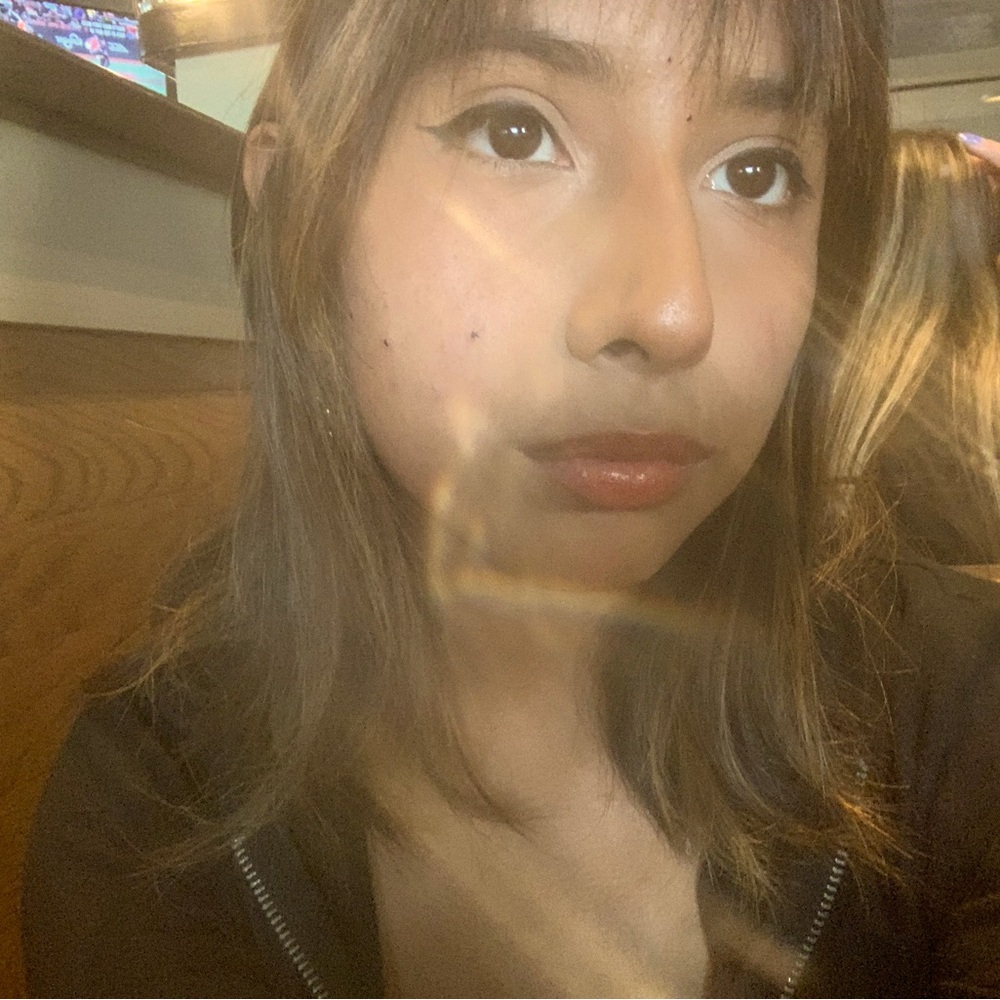 Meet your Posher, Xochitl